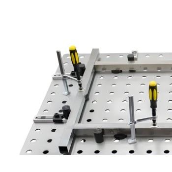 Clamping fixture for welding table