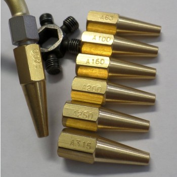 Complete ready-to-use welding/cutting equipment